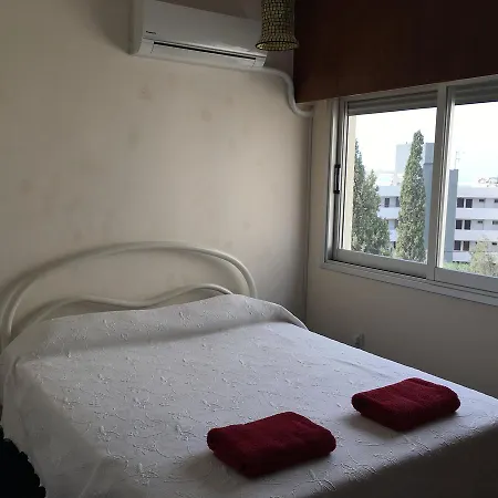 Spectacular 3 Bed Apartment